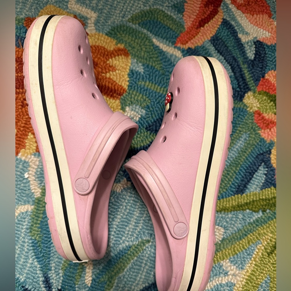 Crocs Classics - image 5